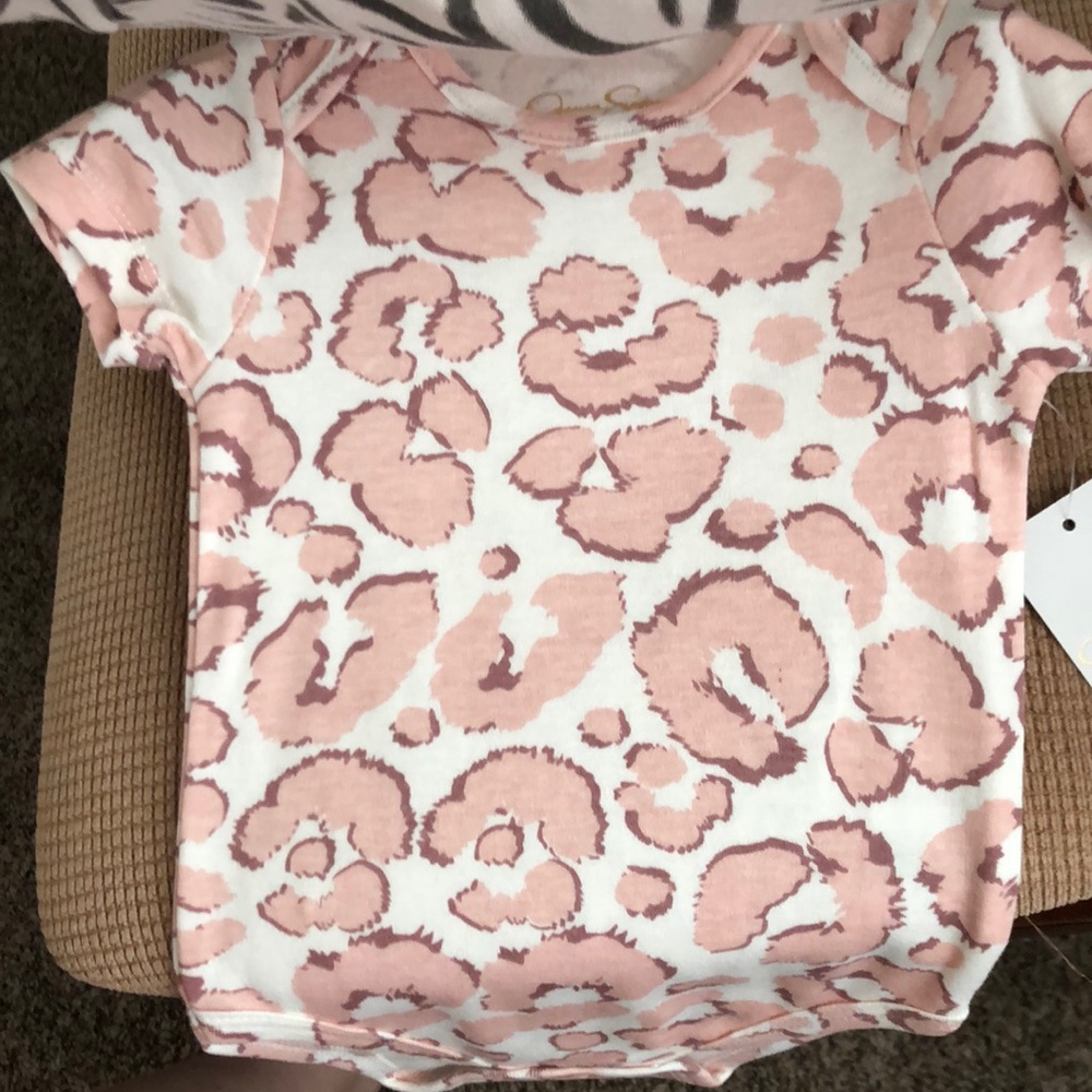 Jessica Simpson Bodysuits - Picture 3 of 8